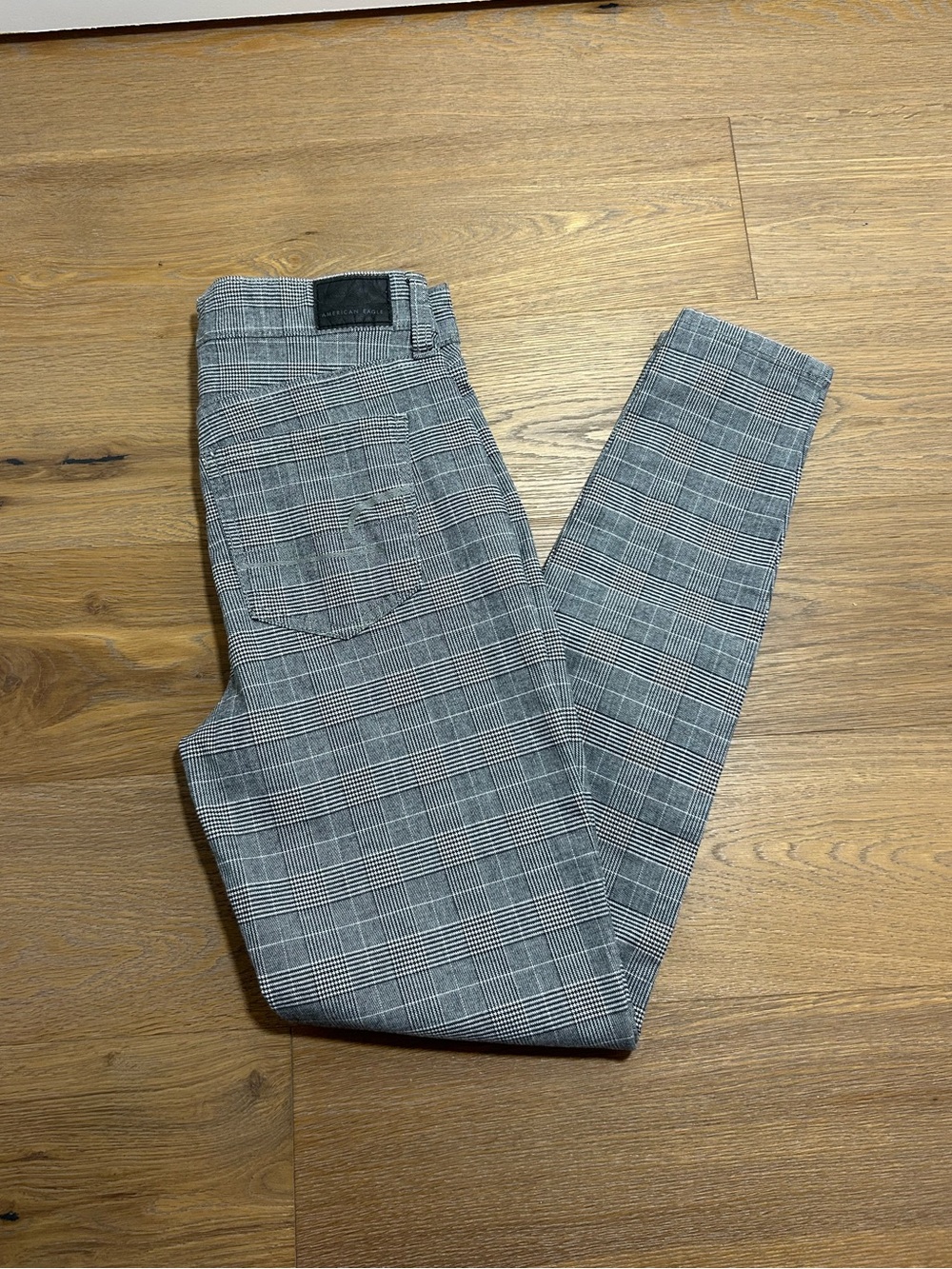 American Eagle Grey Plaid Skinny Pants